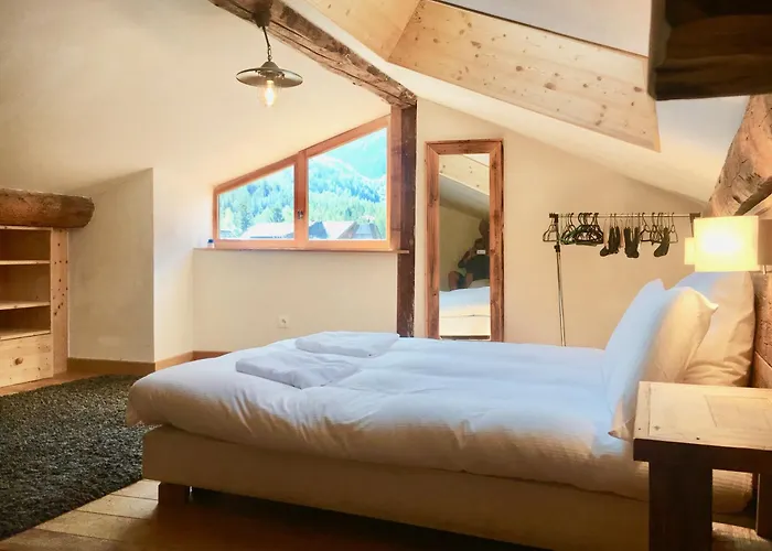 Marmotte Mountain Manor